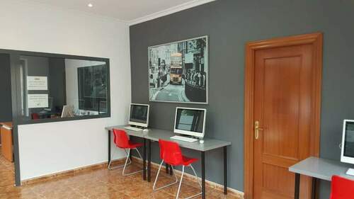 Autoescuela Pumarín en Gijón en el barrio de Pumarín
