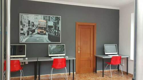 Autoescuela Pumarín en Gijón en el barrio de Pumarín