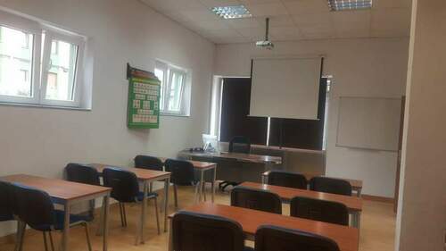 Autoescuela Pumarín en Gijón en el barrio de Pumarín