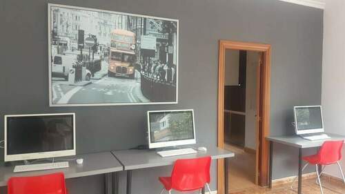 Autoescuela Pumarín en Gijón en el barrio de Pumarín