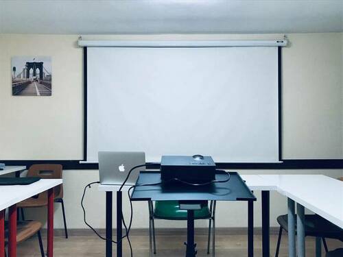 Academia de Inglés TEC The English College en Pumarín Gijón