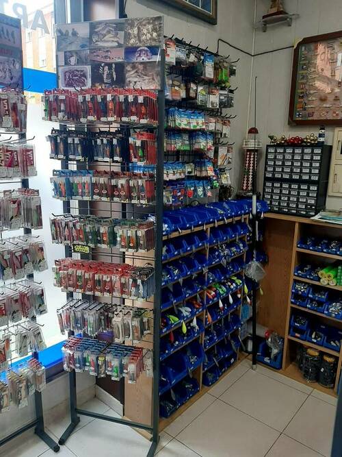 Artículos de pesca El Faro en Pumarín Gijón