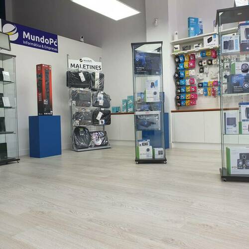 Tienda de informática Mundo Pc en Pumarín Gijón
