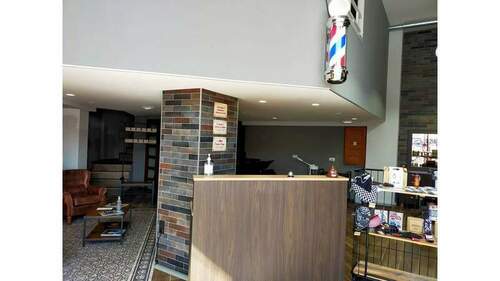 Noès Barber Shop en Pumarín en Gijón