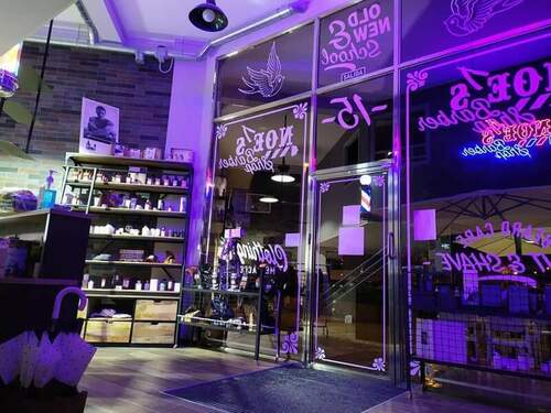 Noès Barber Shop en Pumarín en Gijón