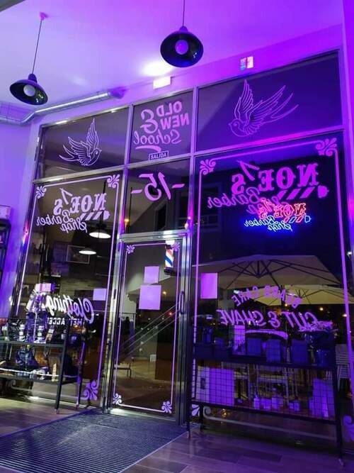 Noès Barber Shop en Pumarín en Gijón