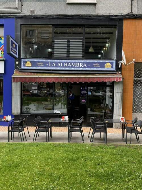 Cafetería La Alhambra en Pumarín en Gijón