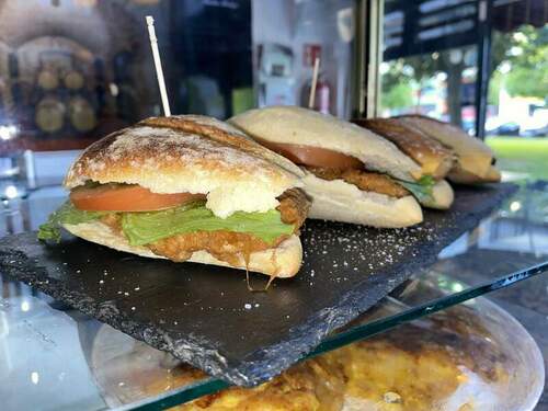 Cafetería La Alhambra en Pumarín en Gijón