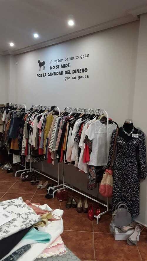 Tienda Zebra Recicle en Pumarín Gijón