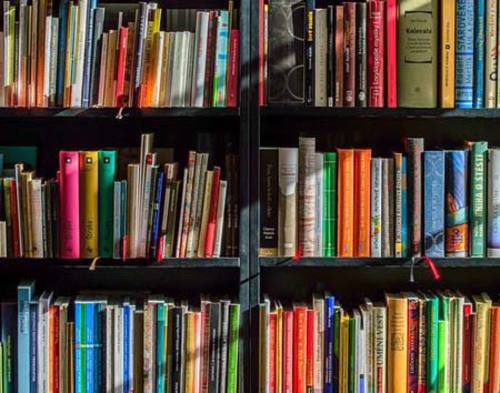 LIBRERÍAS-PAPELERÍAS